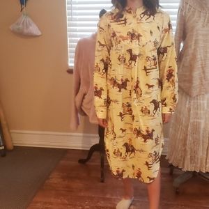 Cowgirl nightgown, model is 5.4'